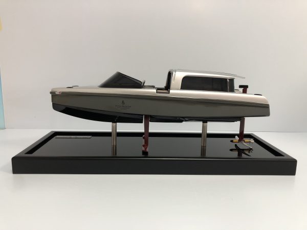Voyager P8 Model - BM (BM004)