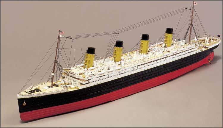 Titanic Model Kit No 4 (Upper Superstructure) - Mantua Models (728)