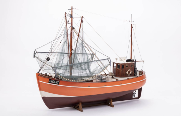 Cux 87 Krabben Kutter  Model Boat Kit - Billing Boats (B474) - Image 2
