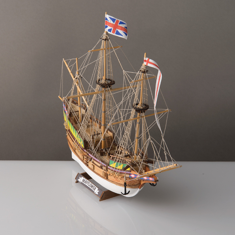 Mayflower Model Kit 1 to 140 Scale – Corel (SM103)