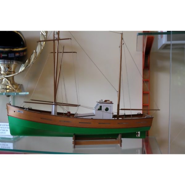 Amalfi. Mediterranean Fishing Boat Kit - Mantua Models (702) - Image 7