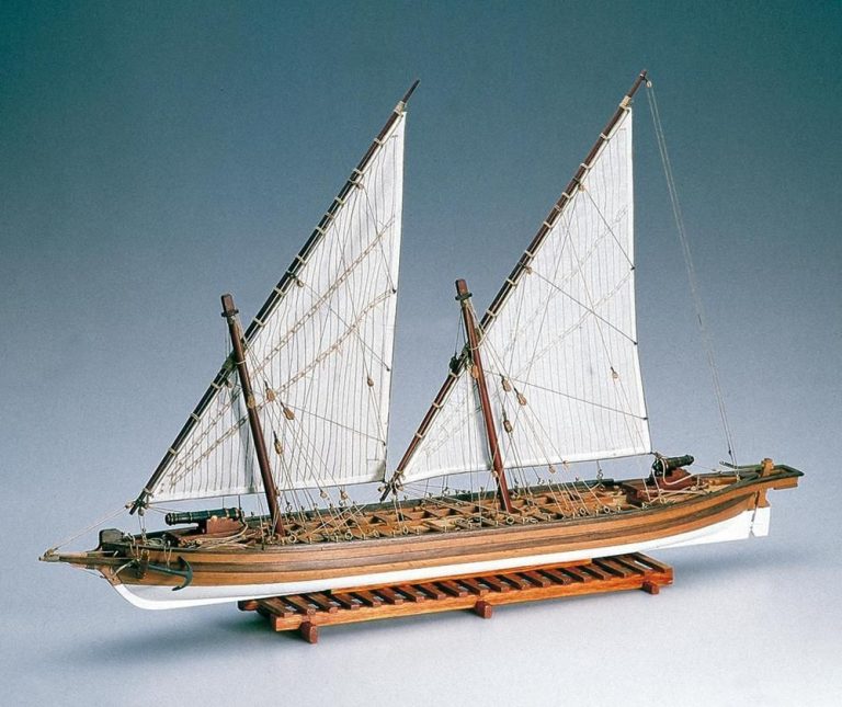 Arrow Gunship Model Ship Kit – Amati (1422)