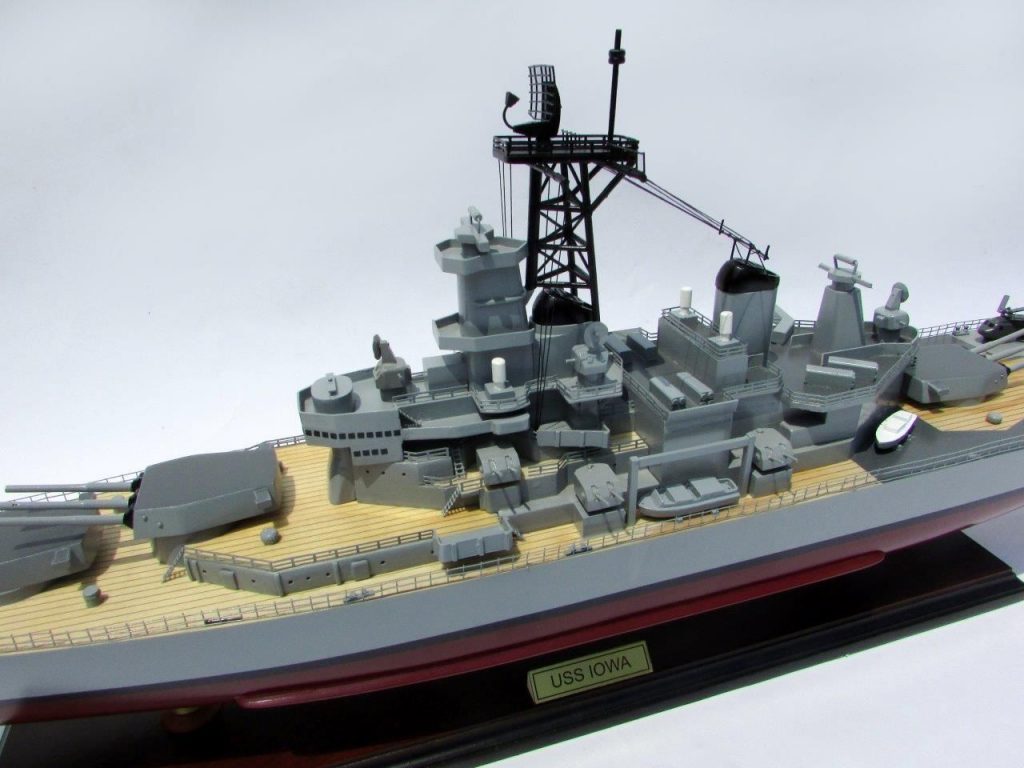 Uss Iowa - BB61 model boat