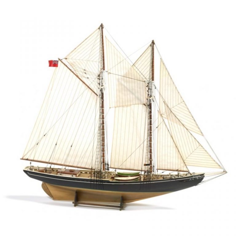 Blue Nose Model Boat Kit – Billing Boats (B576)