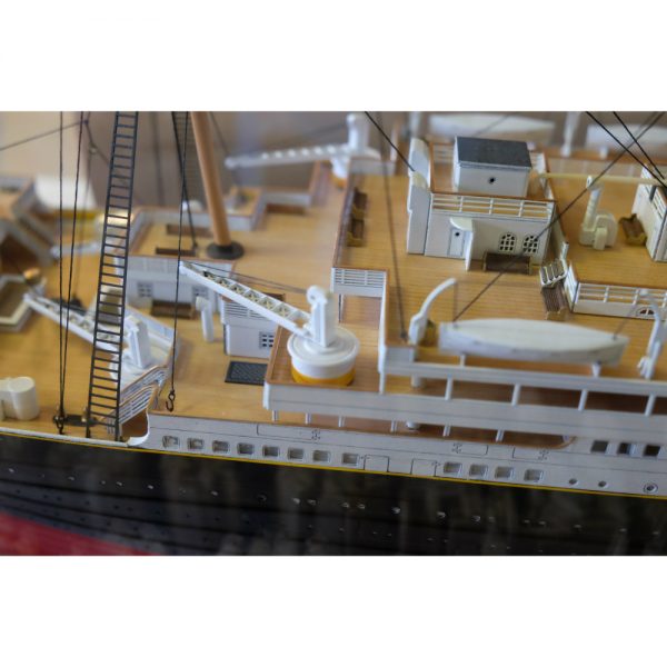 Titanic Model Kit No 4 (Upper Superstructure) - Mantua Models (728)