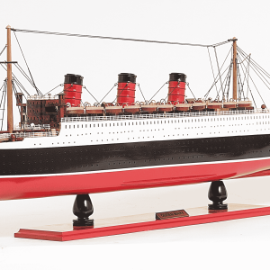 Queen Mary Model Ship - OMH (C019)