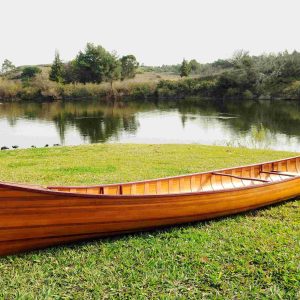 Ribbed Canoe (16ft) - OMH (K033)