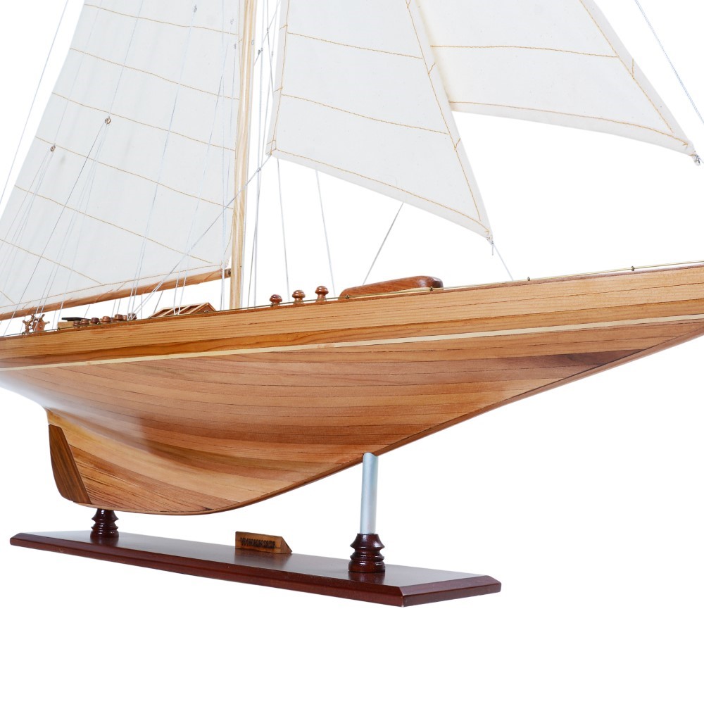 Y018 Endeavour 40 Inch Sailboat Model L05