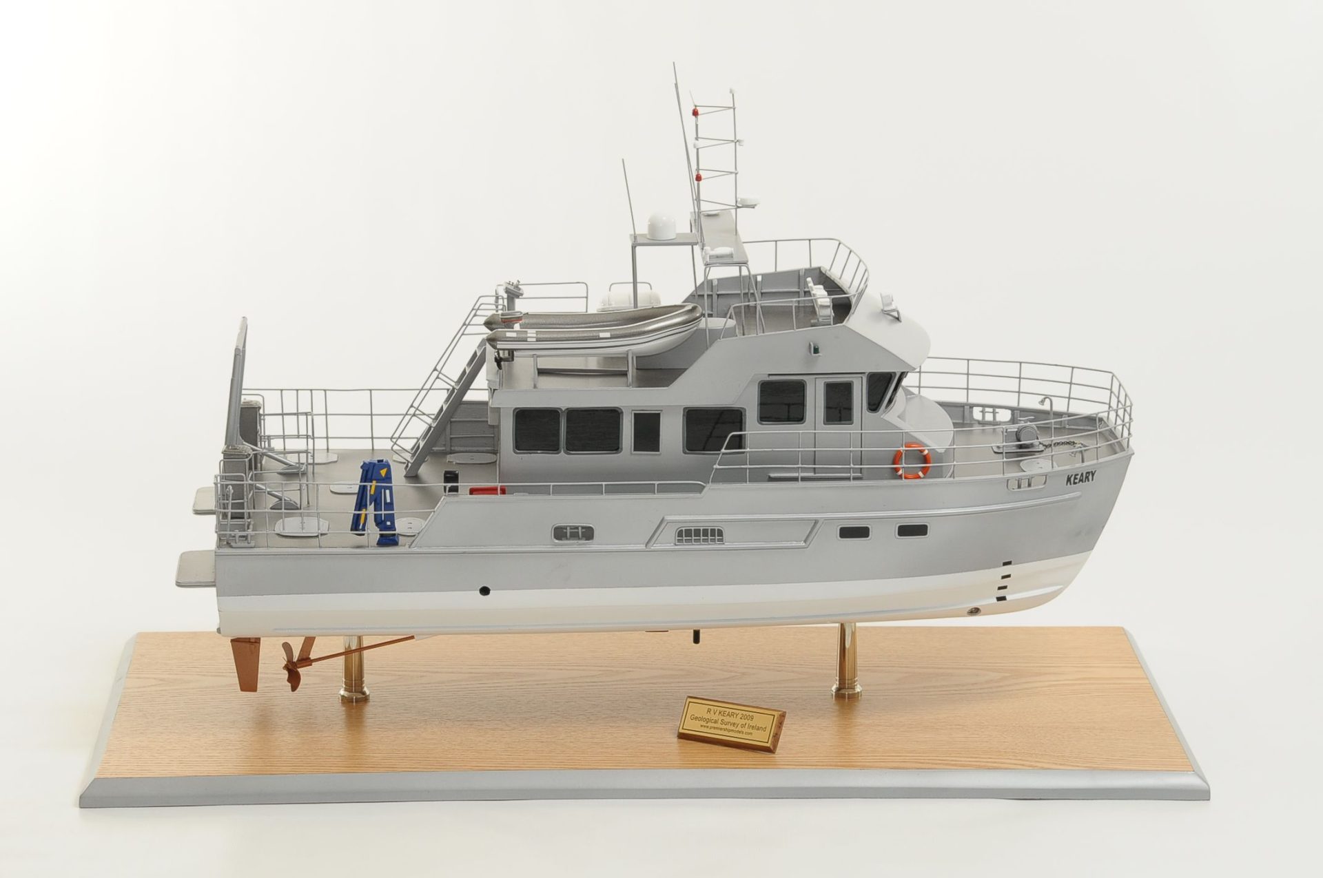 Rv Keary Display Ship Model - Premier Ship Models