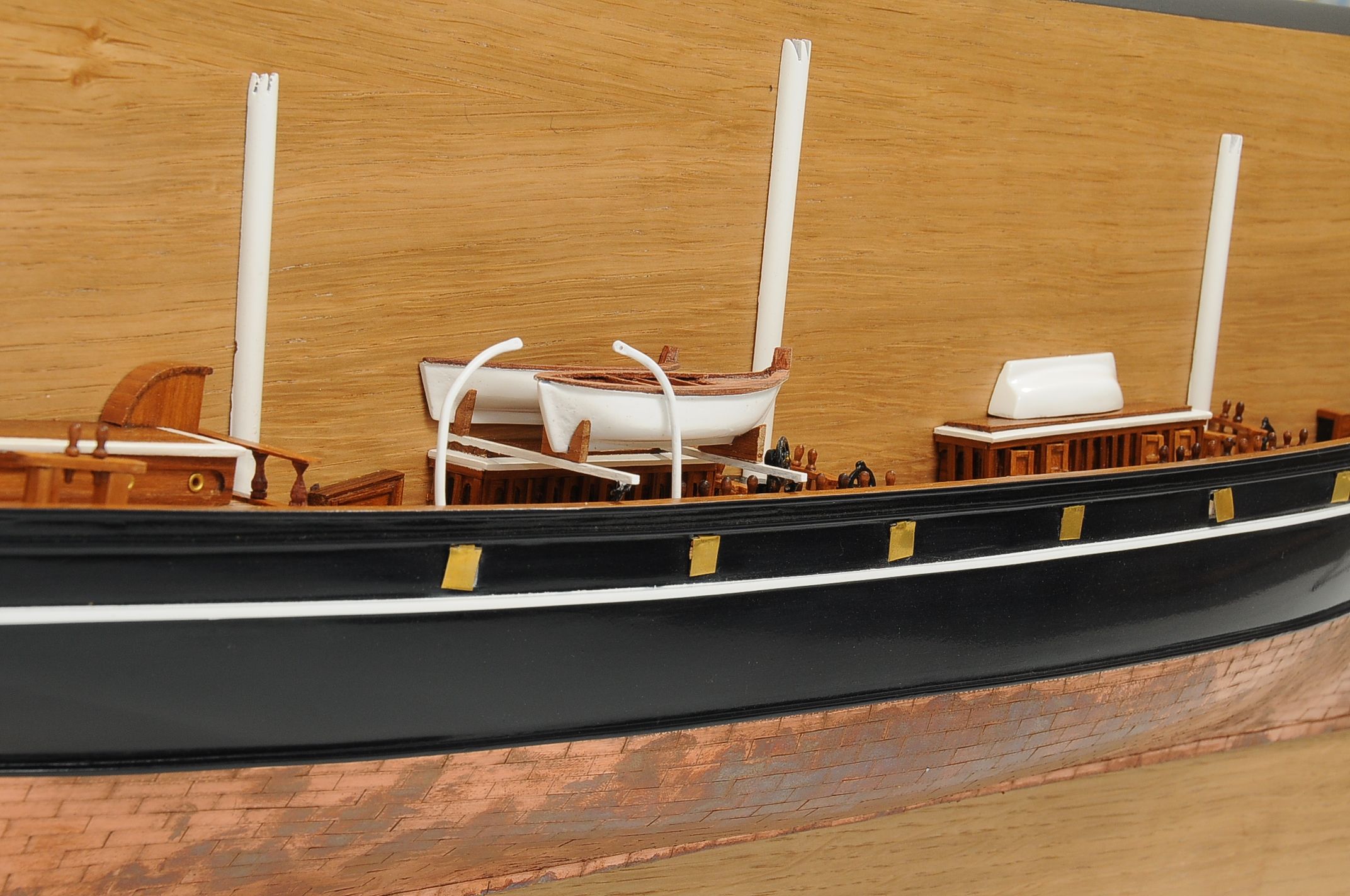 1077-6249-Half-Model-Cutty-Sark-Superior-Range