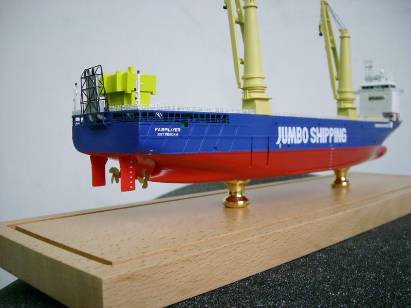 1090-6549-Fairplayer-Jumbo-Shipping