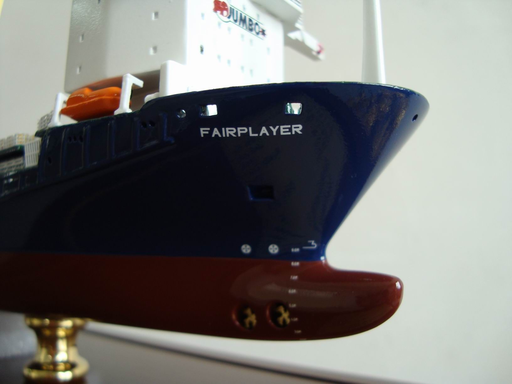1090-6558-Fairplayer-Jumbo-Shipping