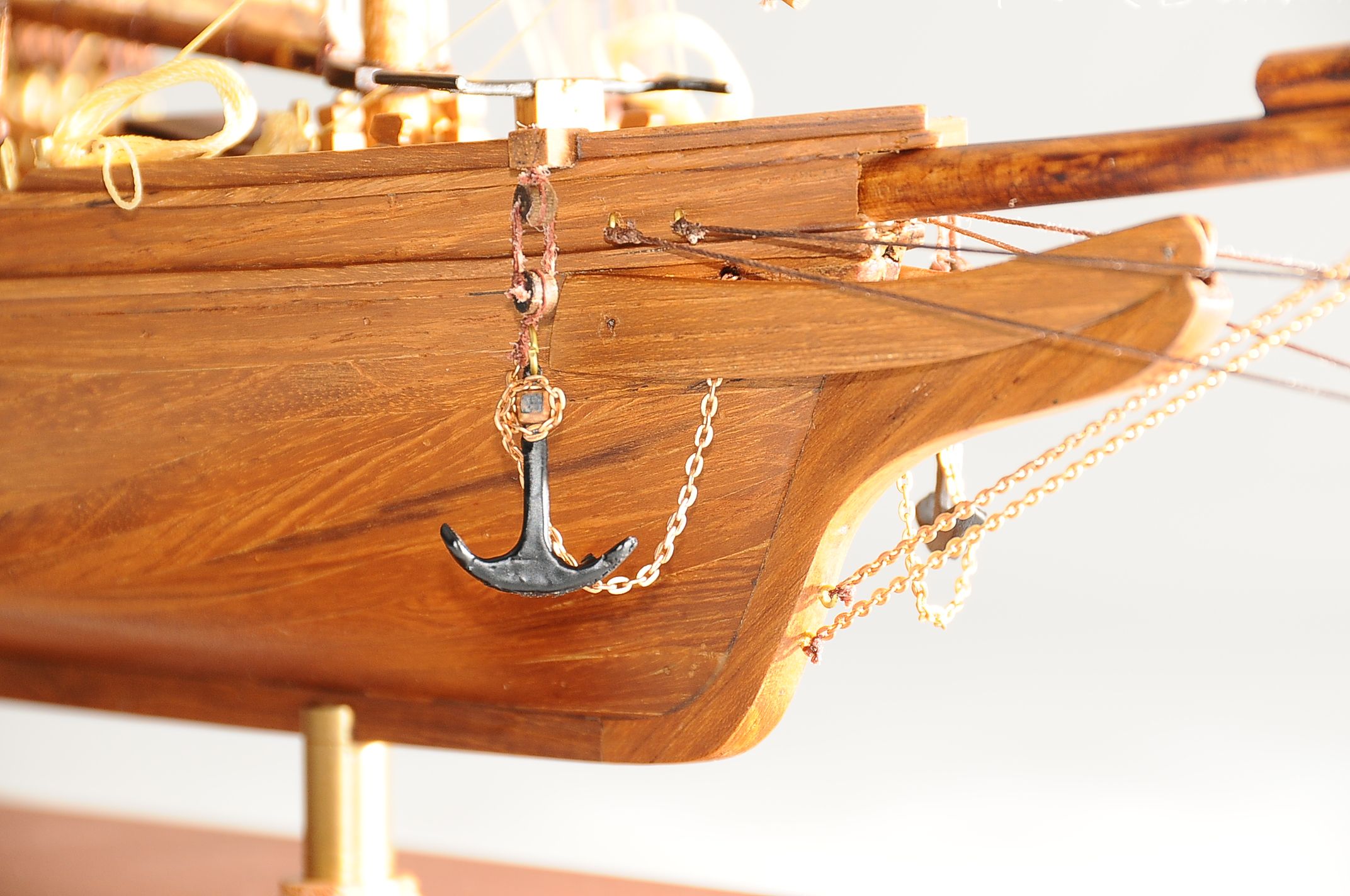 122-8279-Flying-Fish-Model-Ship-Superior-Range