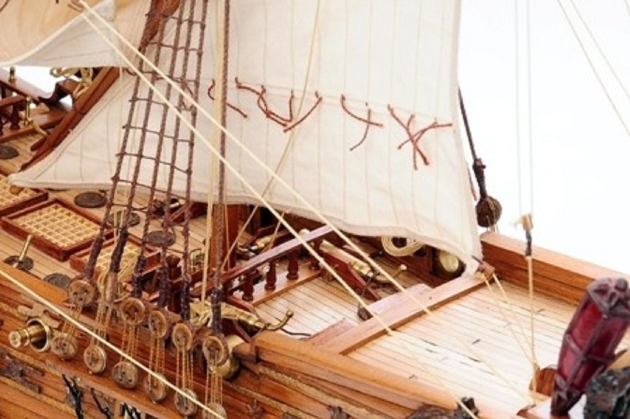 1233-7651-Soleil-Royal-Model-Ship-Premier-Range