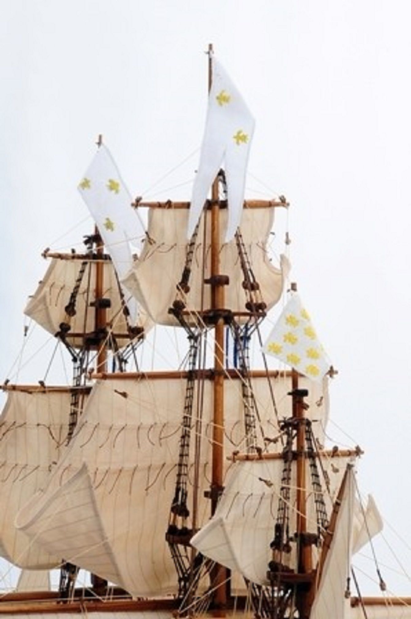 1233-7655-Soleil-Royal-Model-Ship-Premier-Range