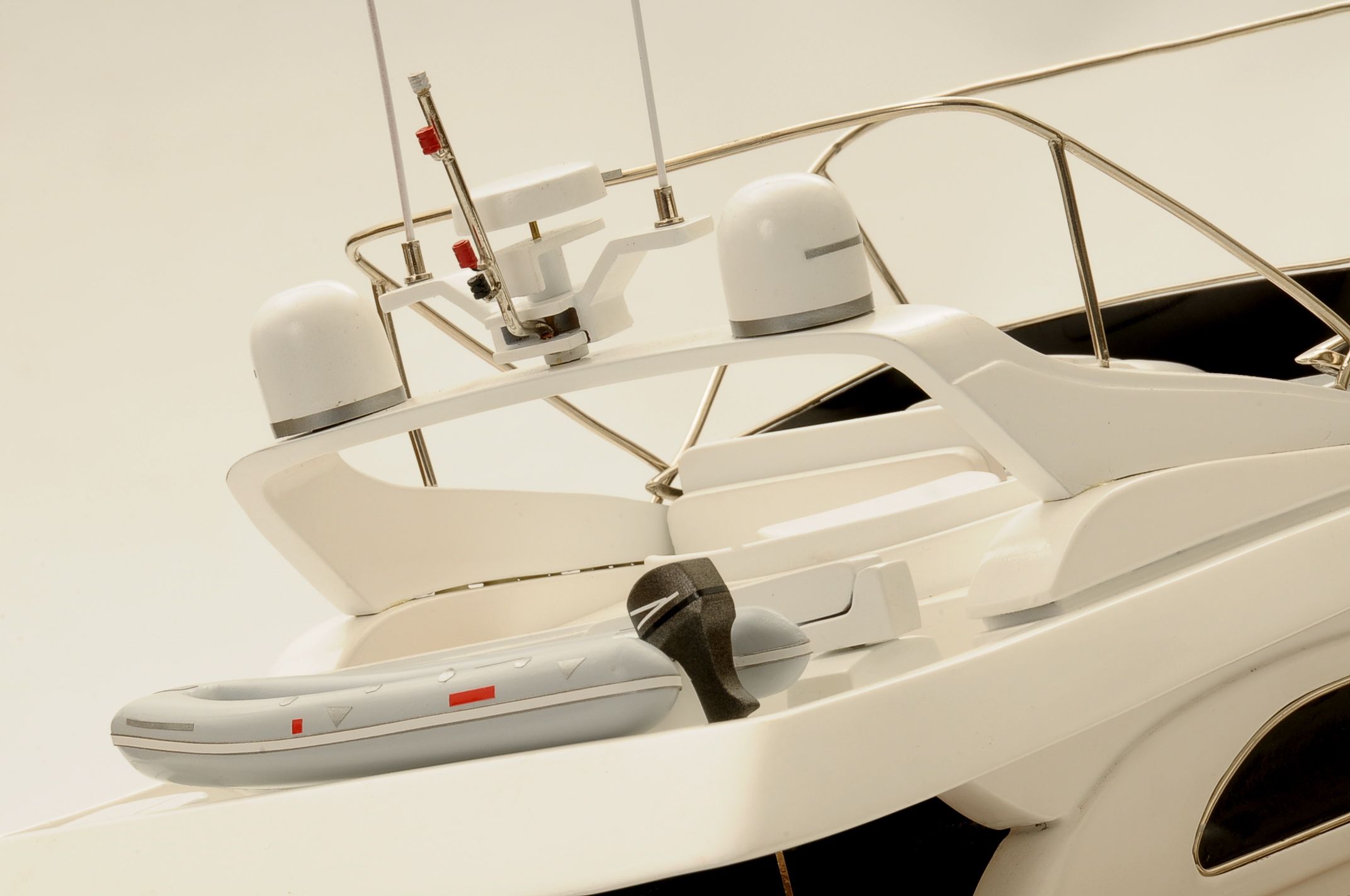 1236-6358-Astondoa-72-GLX-Motor-Yacht-Premier-Range