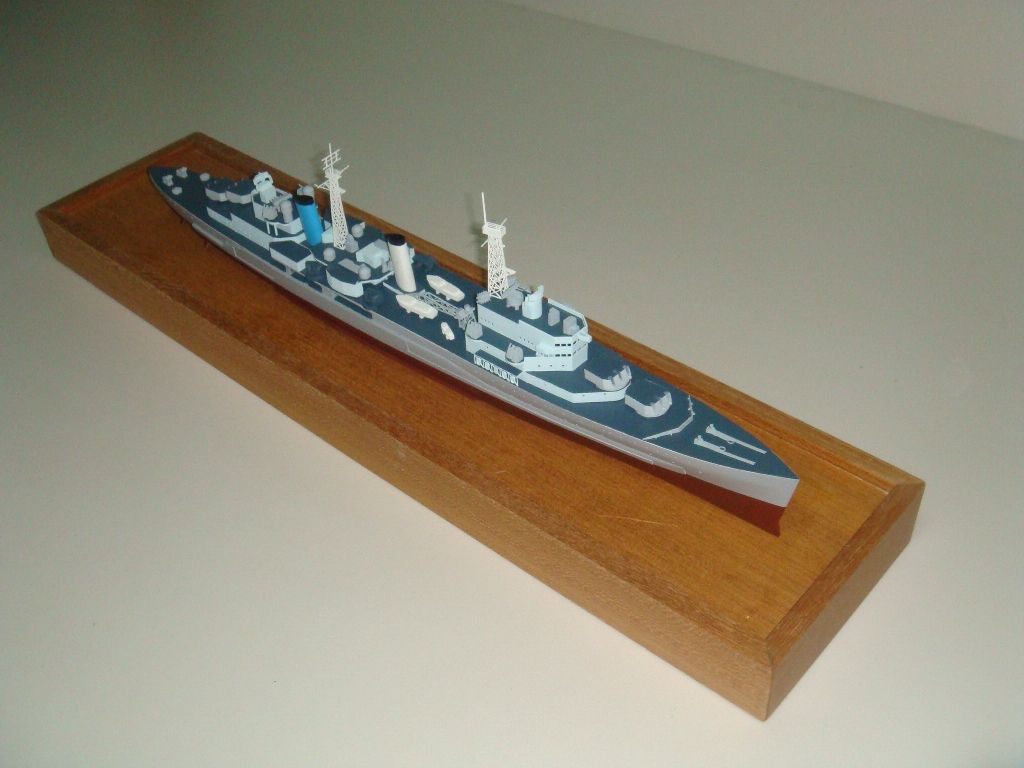 1239-6519-HMS-Belfast-Model-Ship