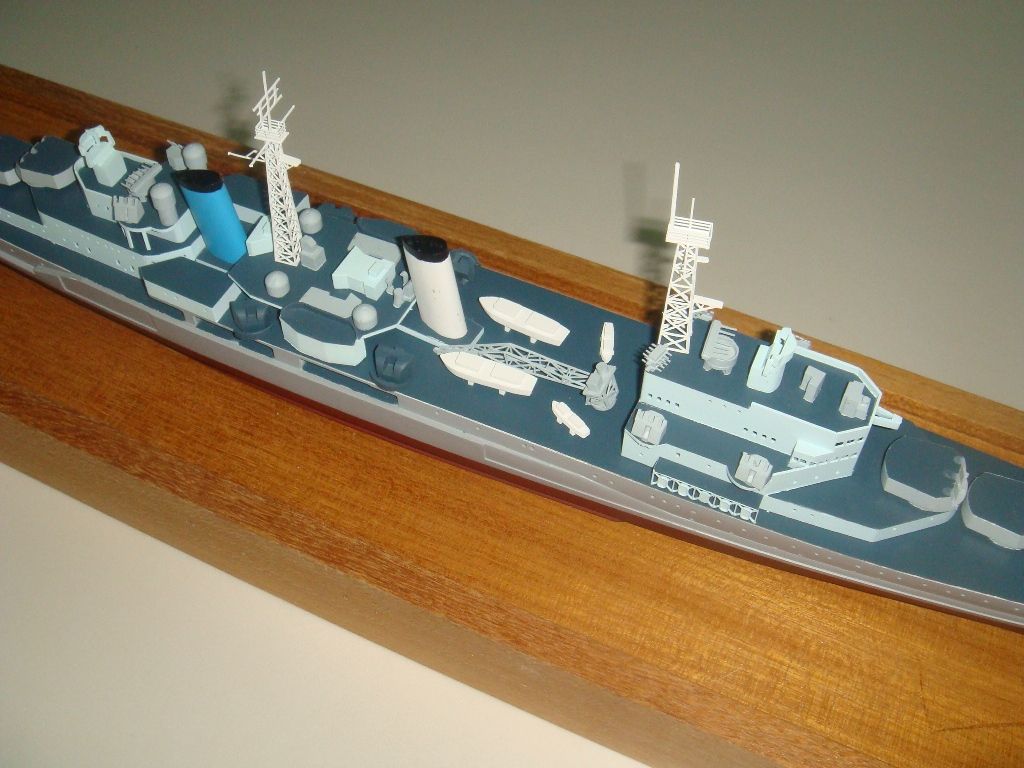 1239-6522-HMS-Belfast-Model-Ship