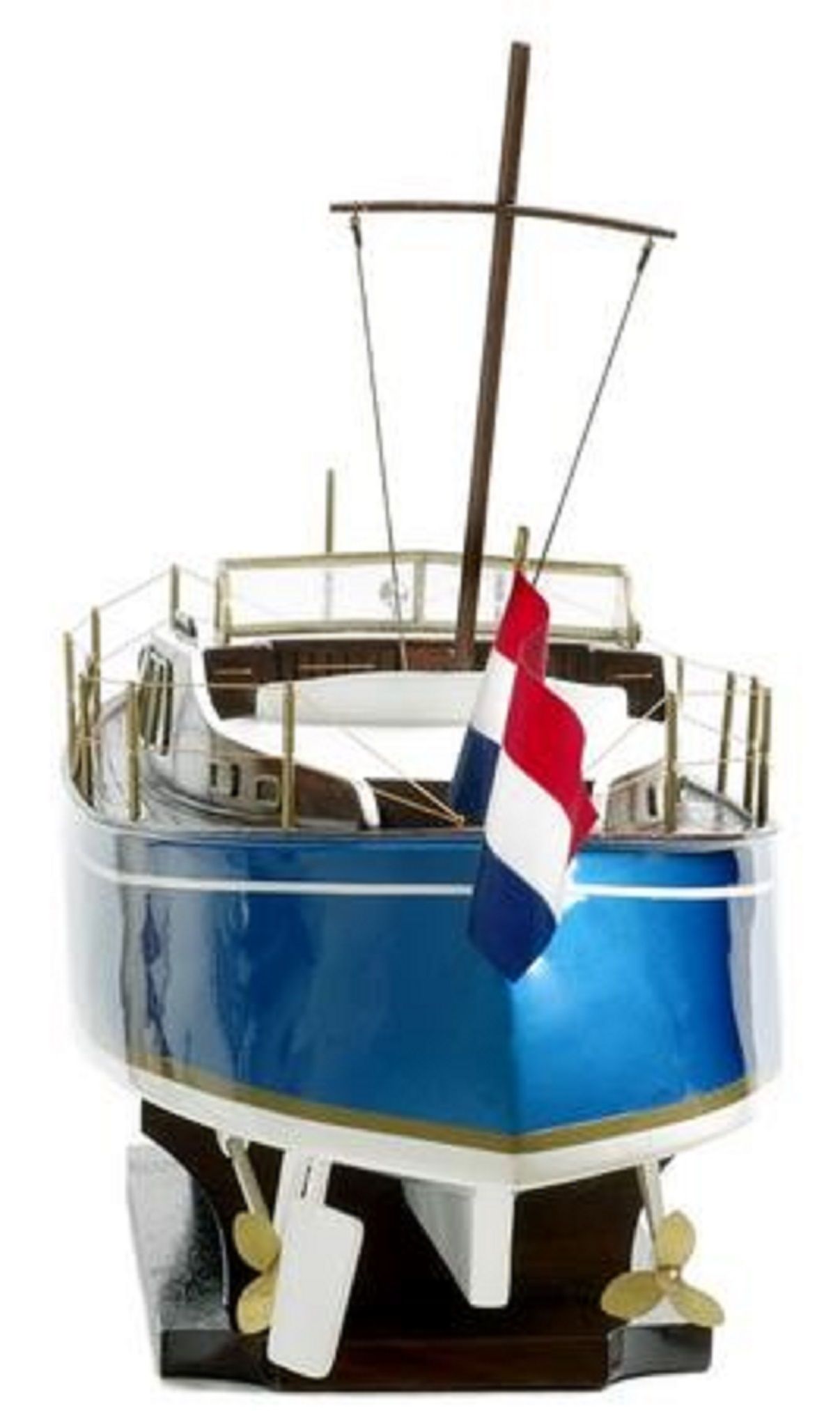 1313-7542-Nouveau-model-boat-Premier-Range
