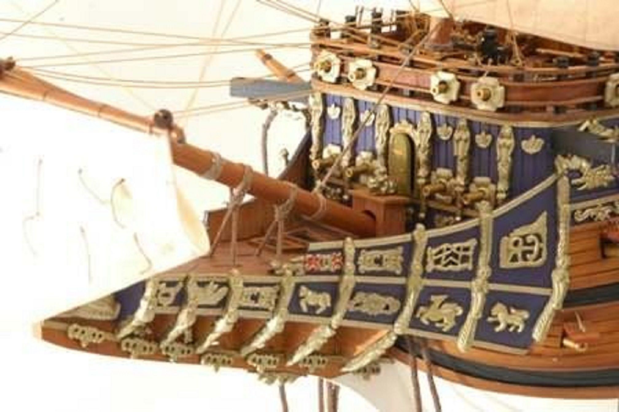 139-7659-Sovereign-of-the-Seas-Ship-Model-Premier-Range