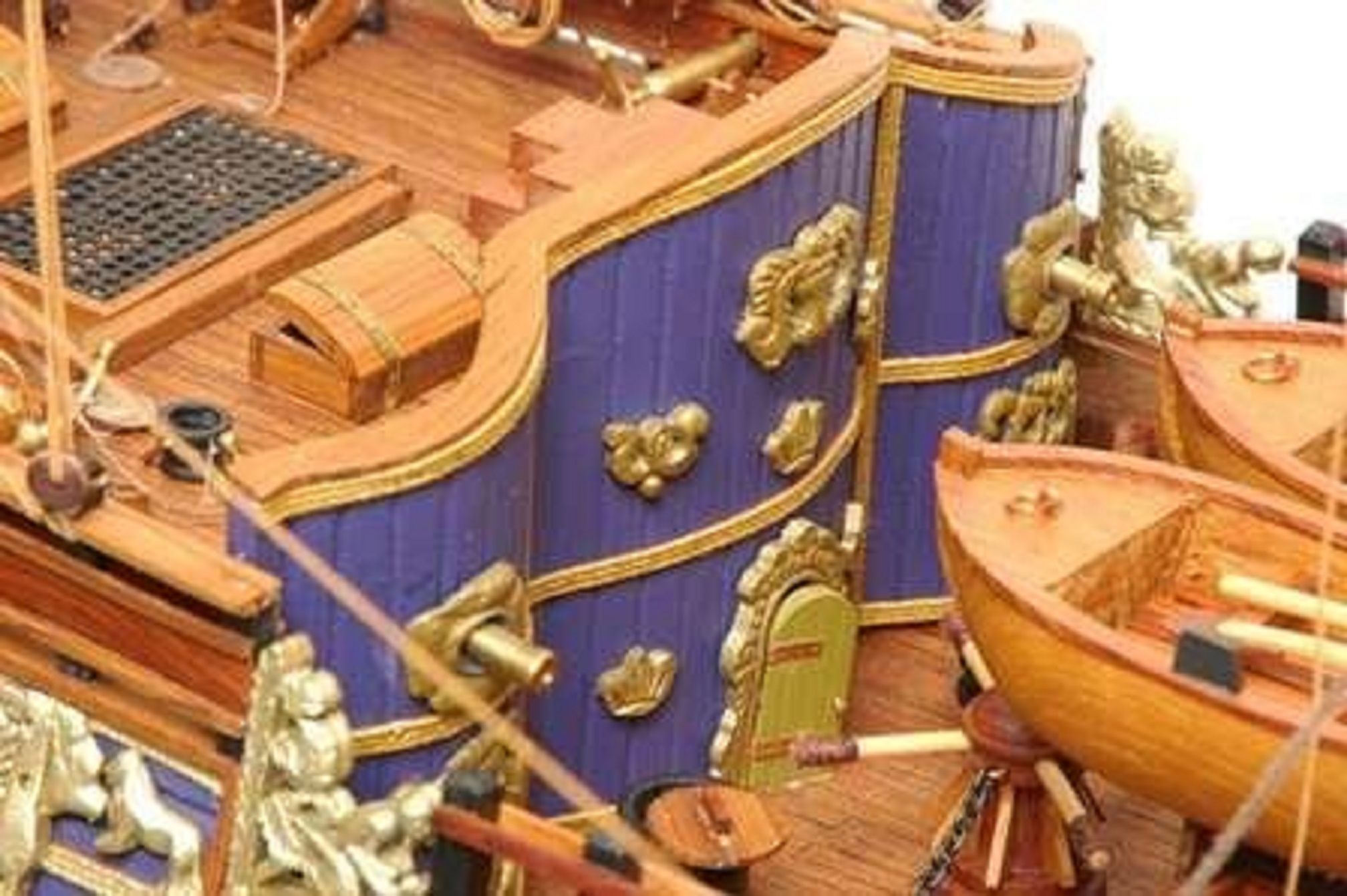 139-7669-Sovereign-of-the-Seas-Ship-Model-Premier-Range