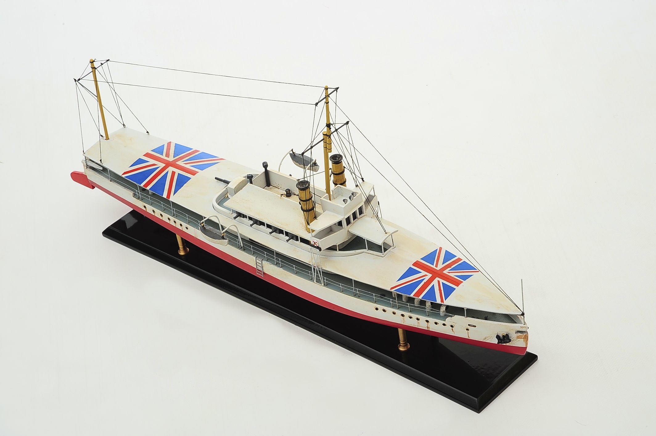 1392-6170-HMS-Cockchafer-Premier-Range