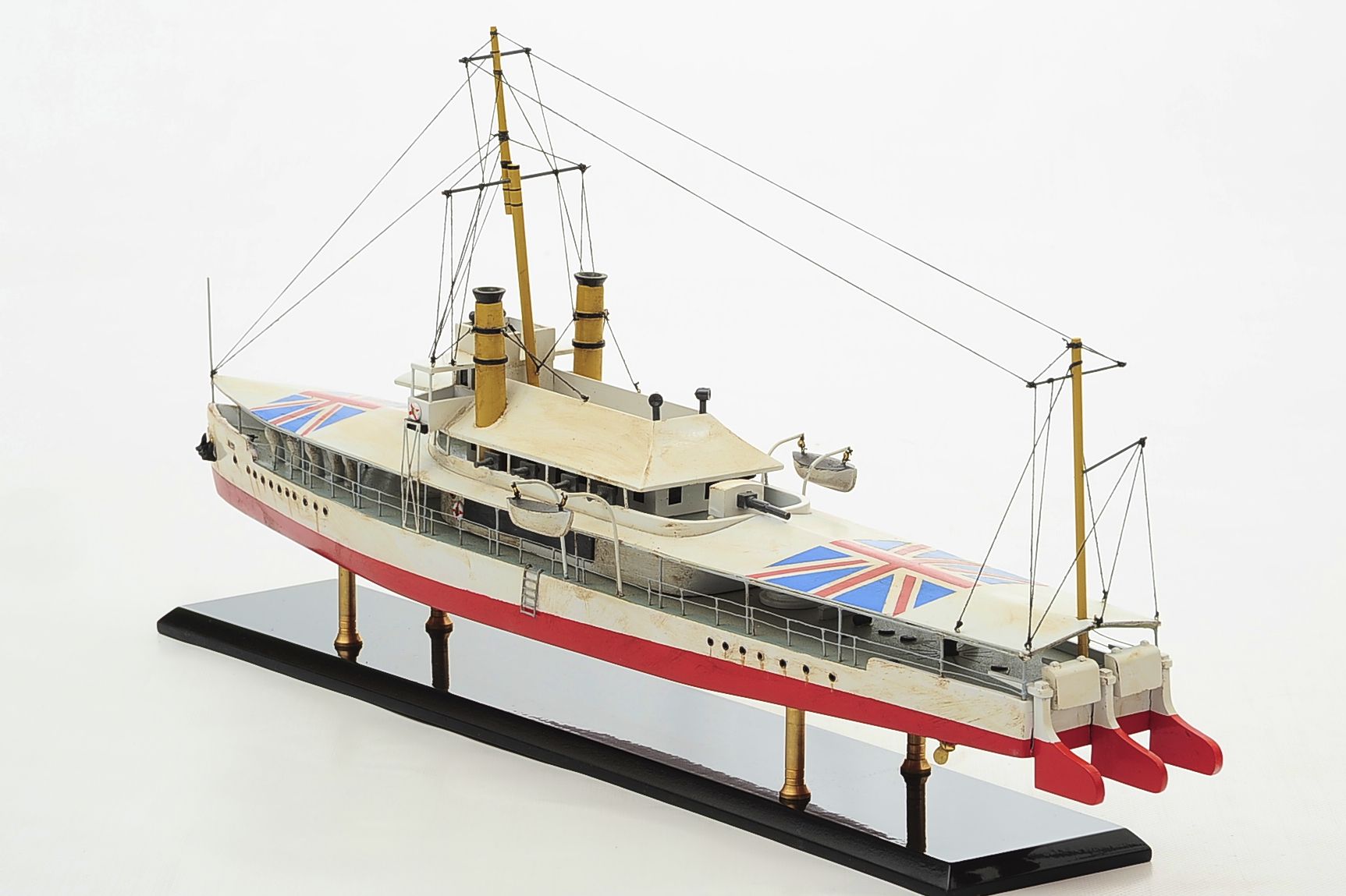 1392-6173-HMS-Cockchafer-Premier-Range