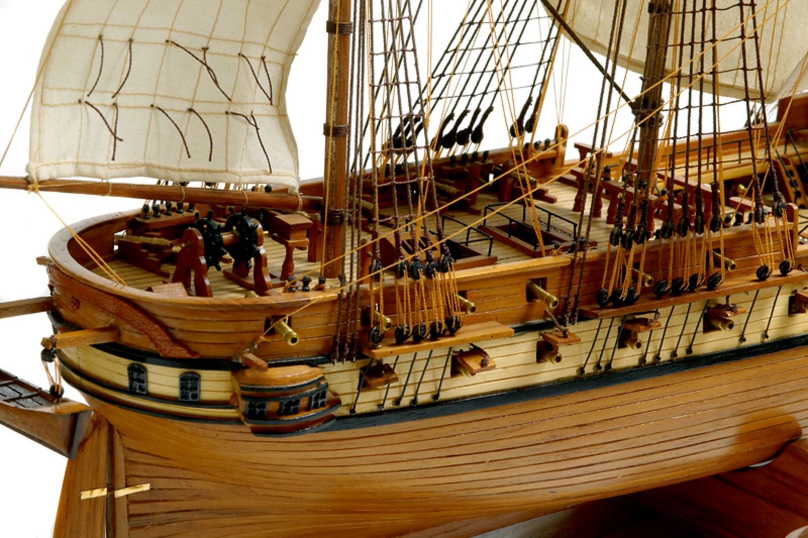 140-8620-USS-Constellation-Model-Boat-Superior-Range
