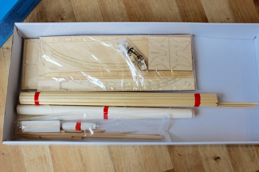 1424-7819-Colin-Archer-Model-Boat-Kit