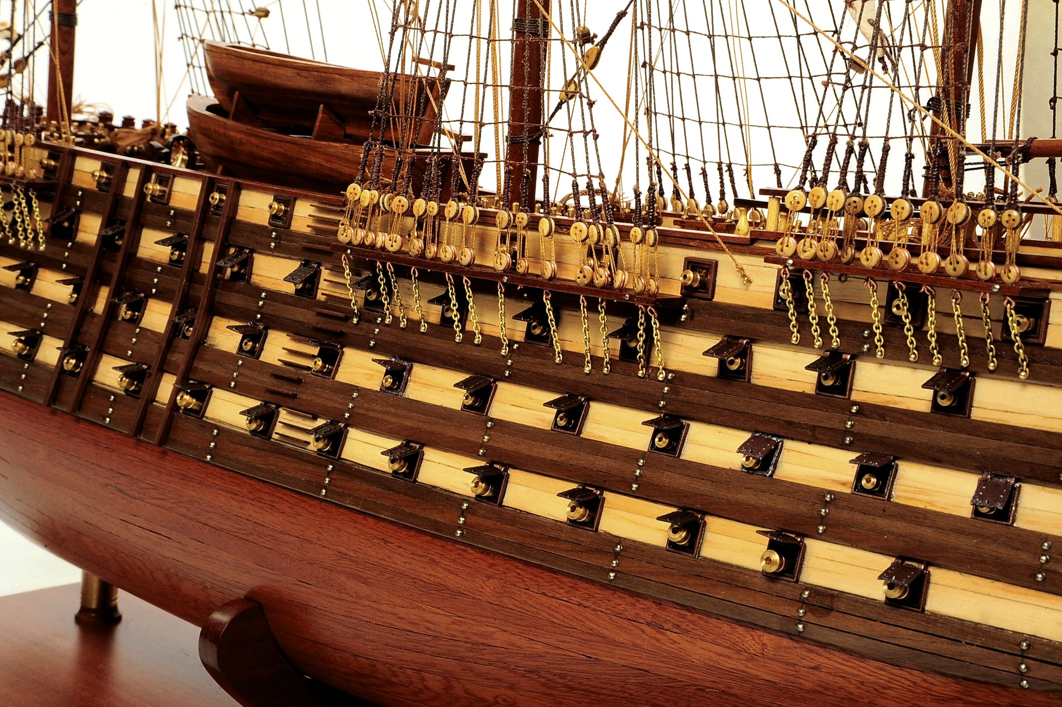 1452-6590-Santisima-Trinidad-model-ship-Superior-Range
