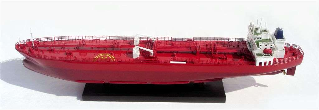 Crude Oil Tanker Display Ship Model (Standard Range) - GN