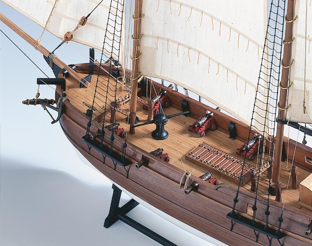1553-9208-Pirate-Ship-Adventure-Model-Boat-Kit