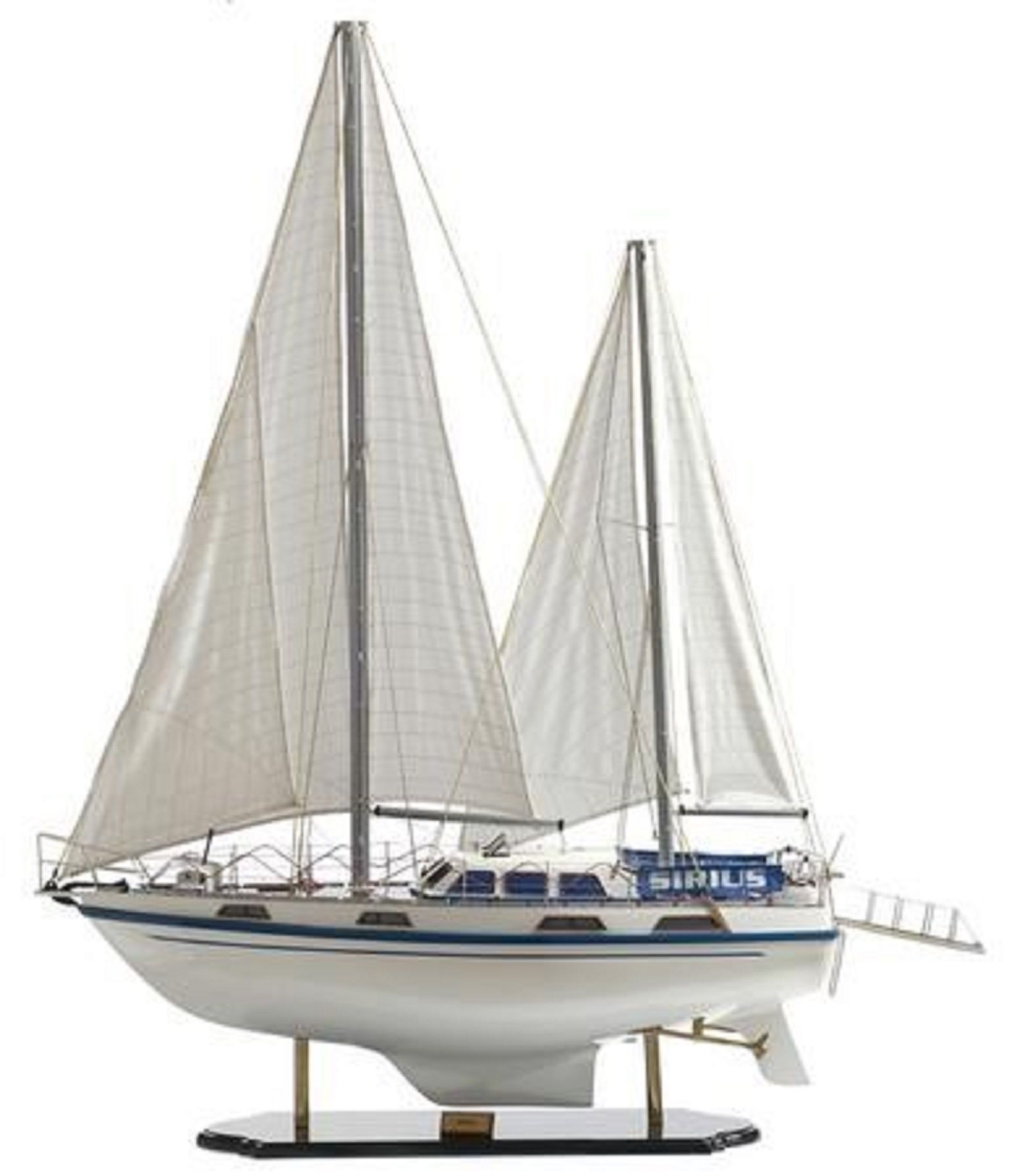 164-6835-Colvic-Victor-40-model-yacht