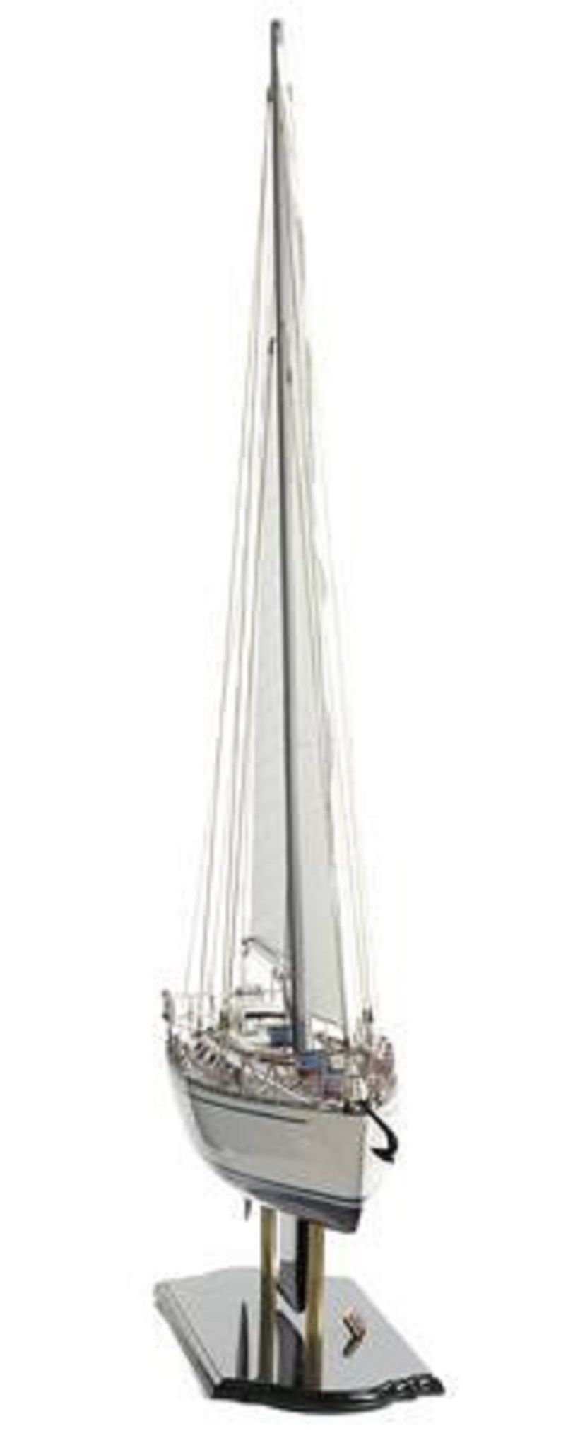 165-6856-Hemith-III-model-yacht
