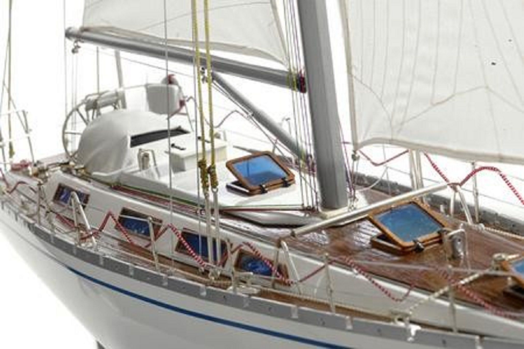 165-6858-Hemith-III-model-yacht