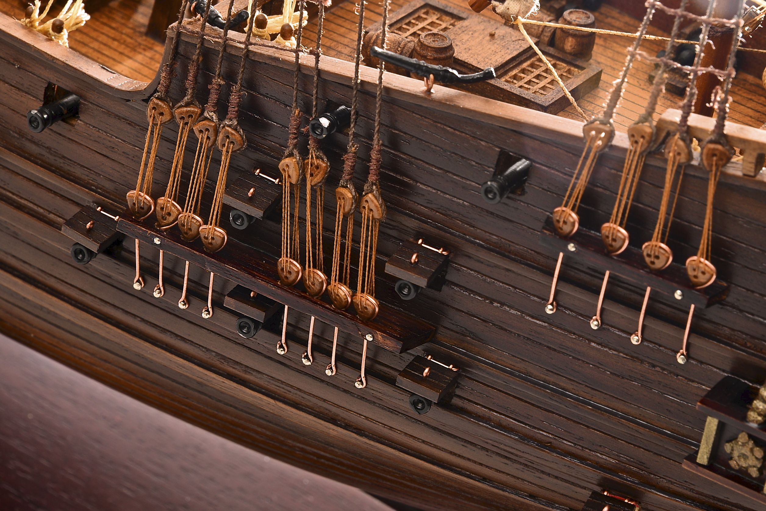 1803-10788-Hms-Revenge-Model-Ship