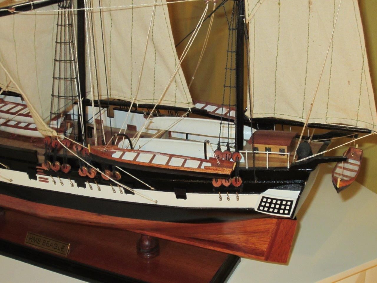 1824-10706-HMS-Beagle-Model-Ship-Standard-Range