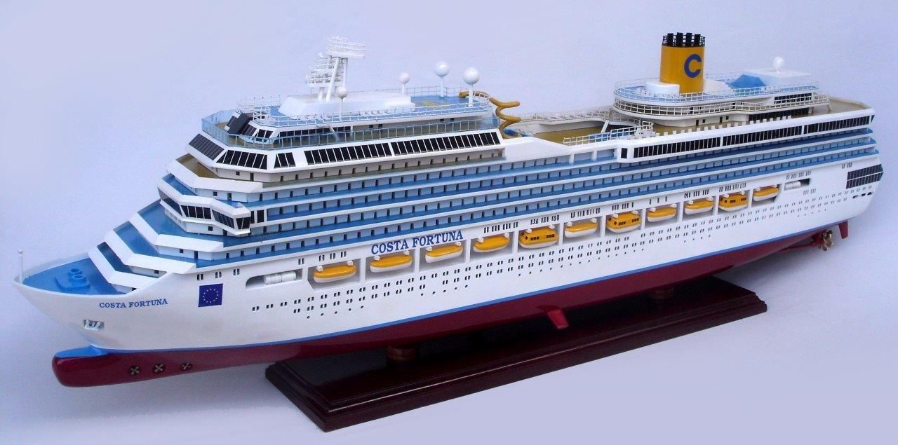 1987-11682-Costa-Fortuna-wooden-model-boat