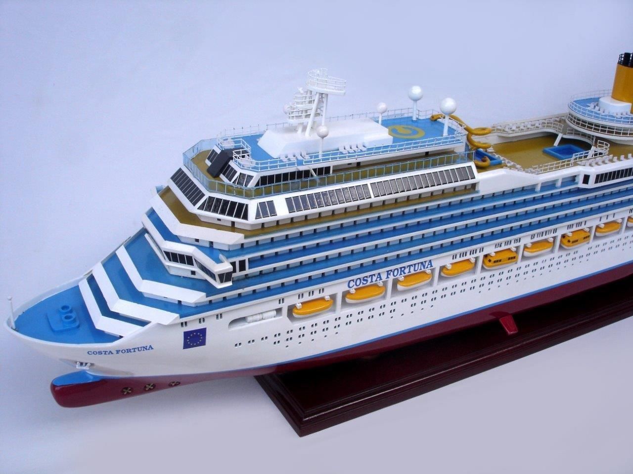 1987-11683-Costa-Fortuna-wooden-model-boat