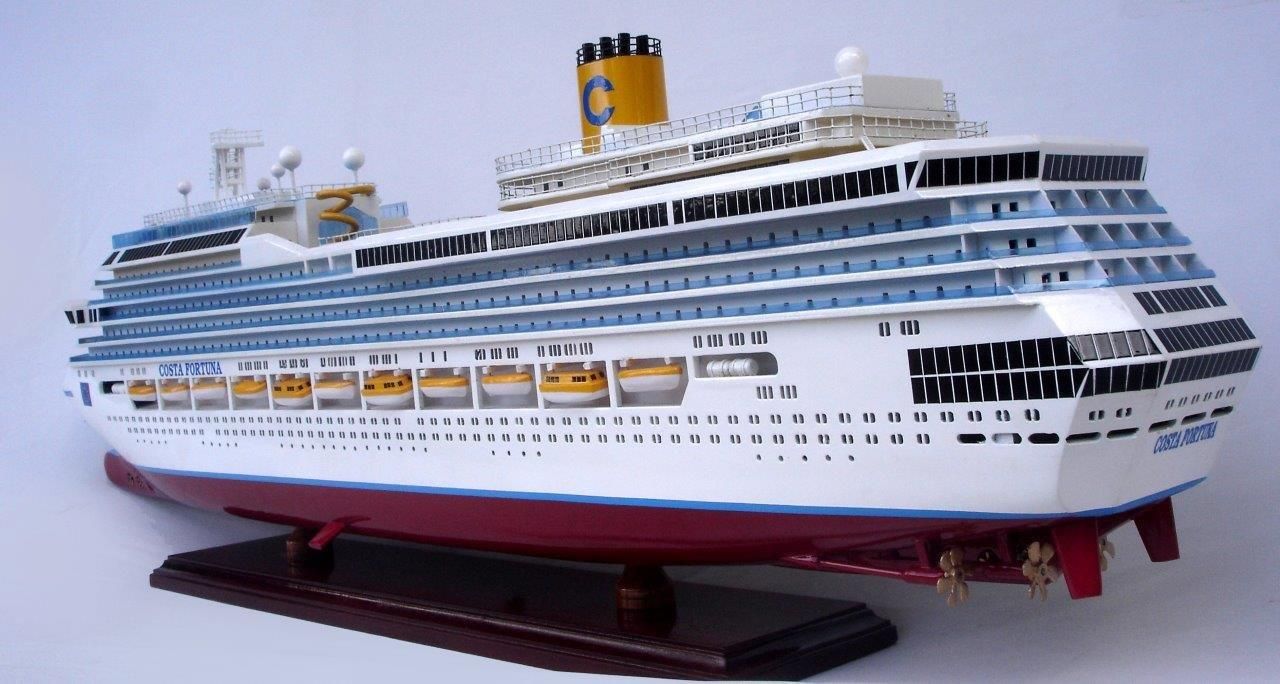 1987-11689-Costa-Fortuna-wooden-model-boat