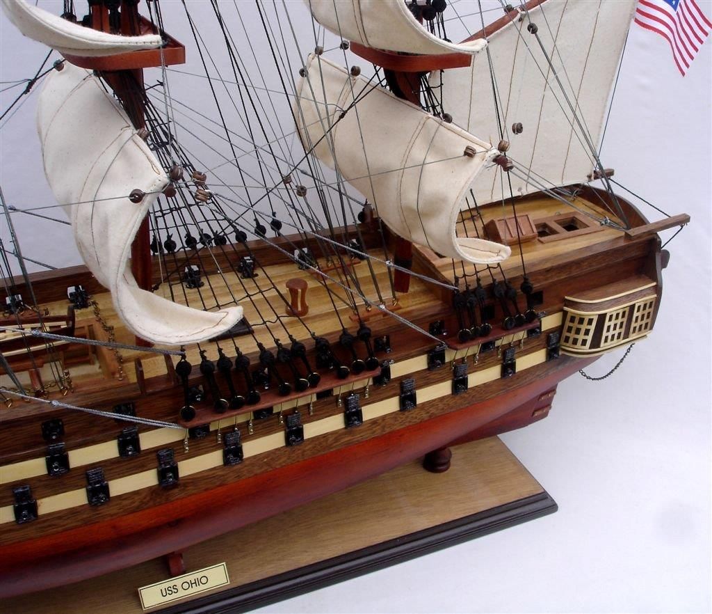 2009-11825-Uss-Ohio-model-ship