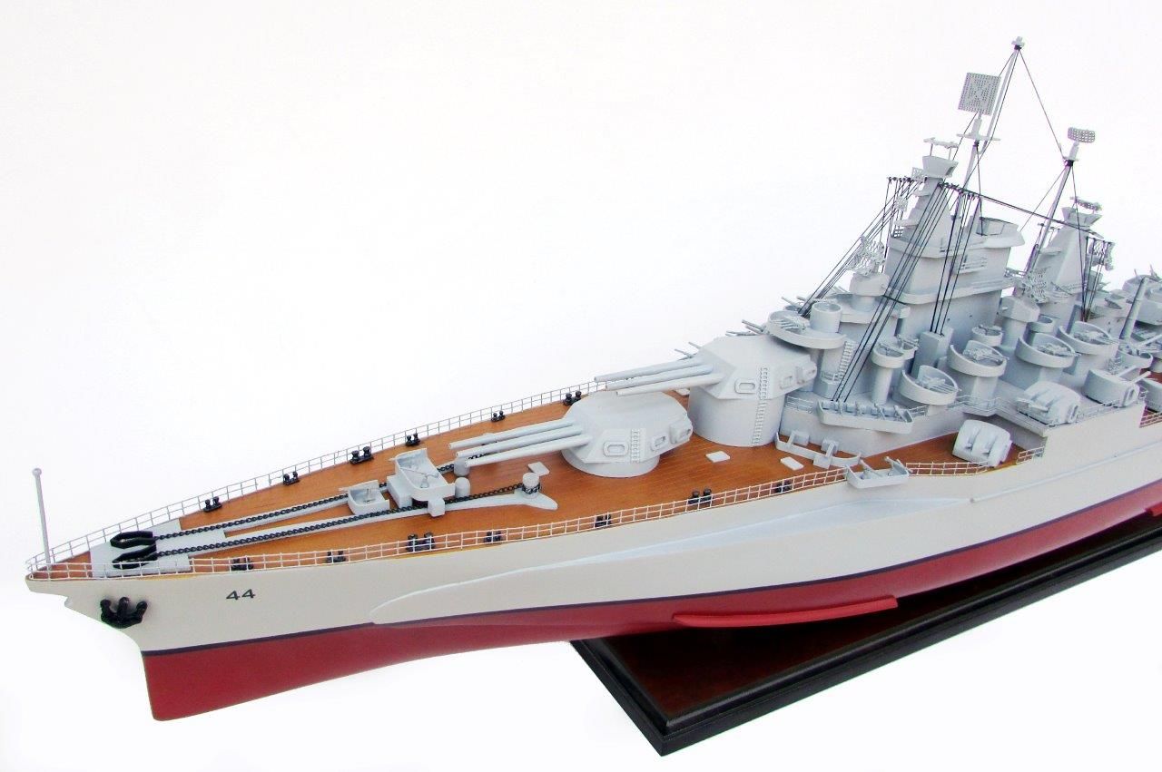 2021-12810-USS-California-ship-model