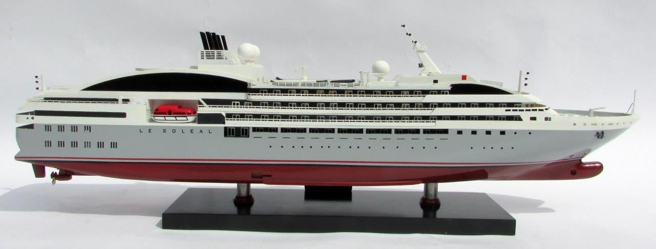 2031-11991-La-Soleal-Wooden-Model-Boat