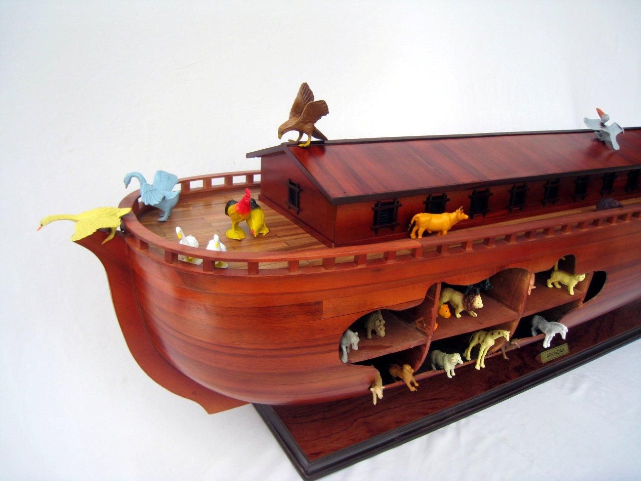 2043-12563-Noahs-Ark-Model-Boat