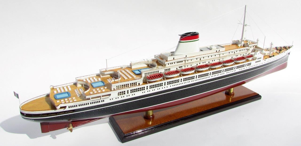 2050-12131-SS-Leonardo-Da-Vinci-Black-Red-Hull-ship-model
