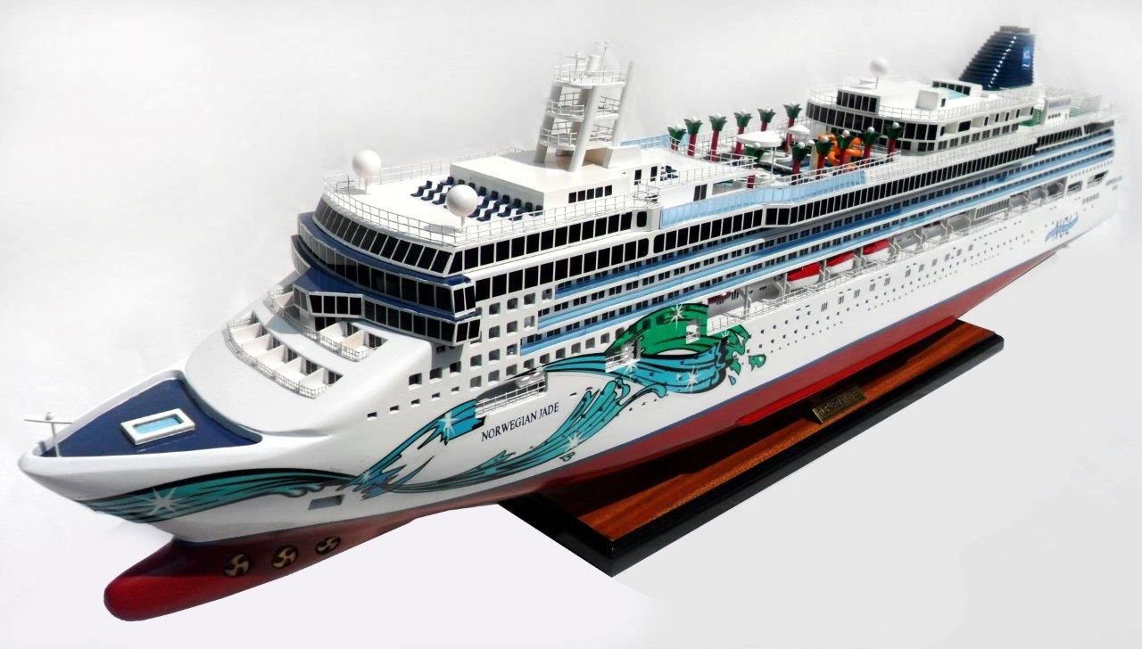 2081-12347-Norwegian-Jade-Wooden-Model-Ship