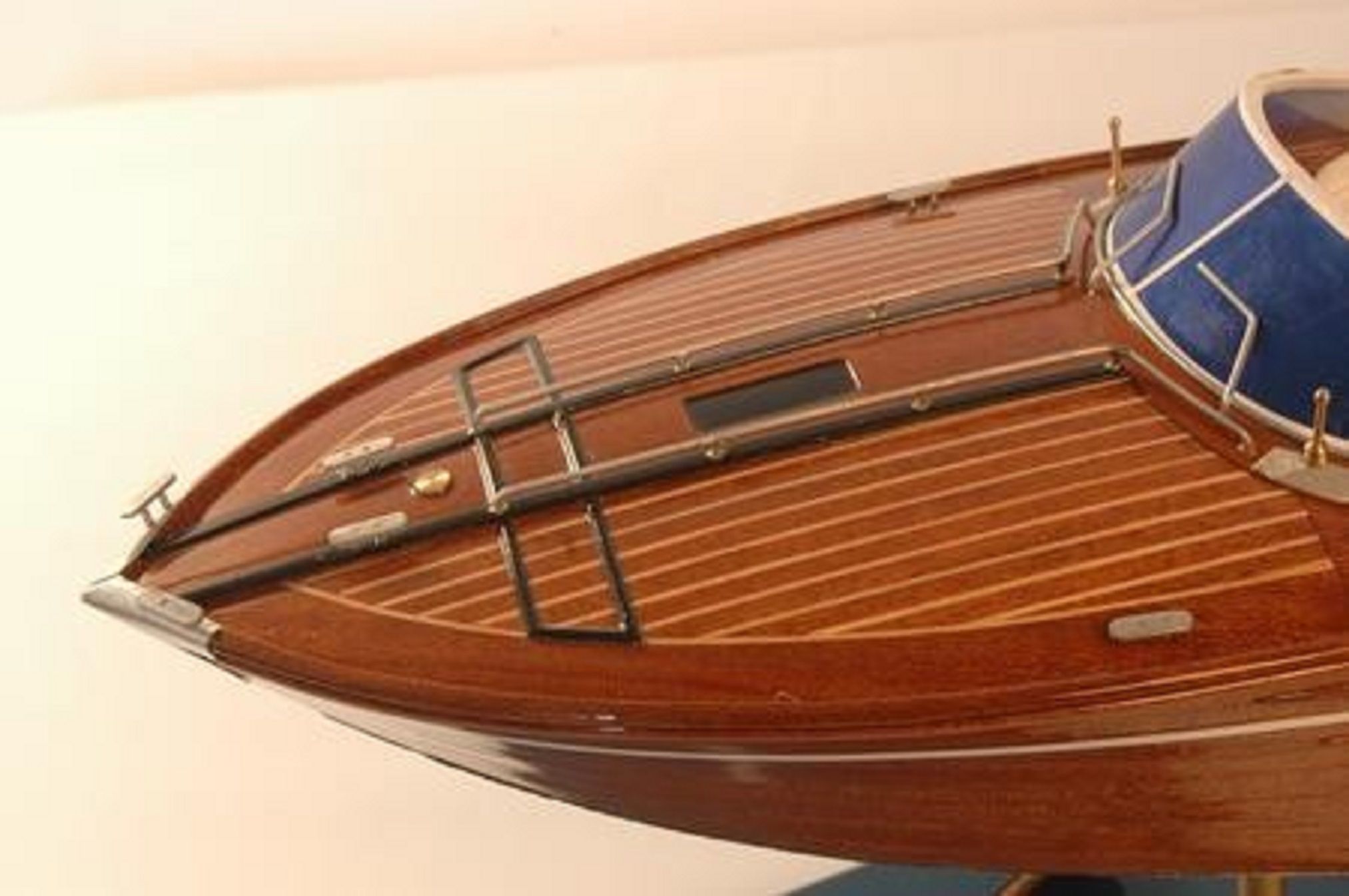 226-7581-Riva-Rama-44-model-boat-Premier-Range