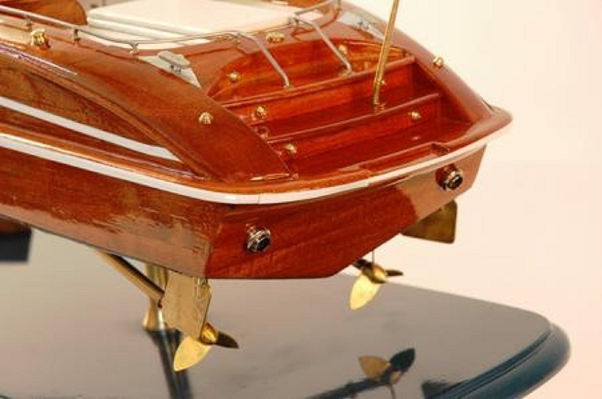 226-7585-Riva-Rama-44-model-boat-Premier-Range