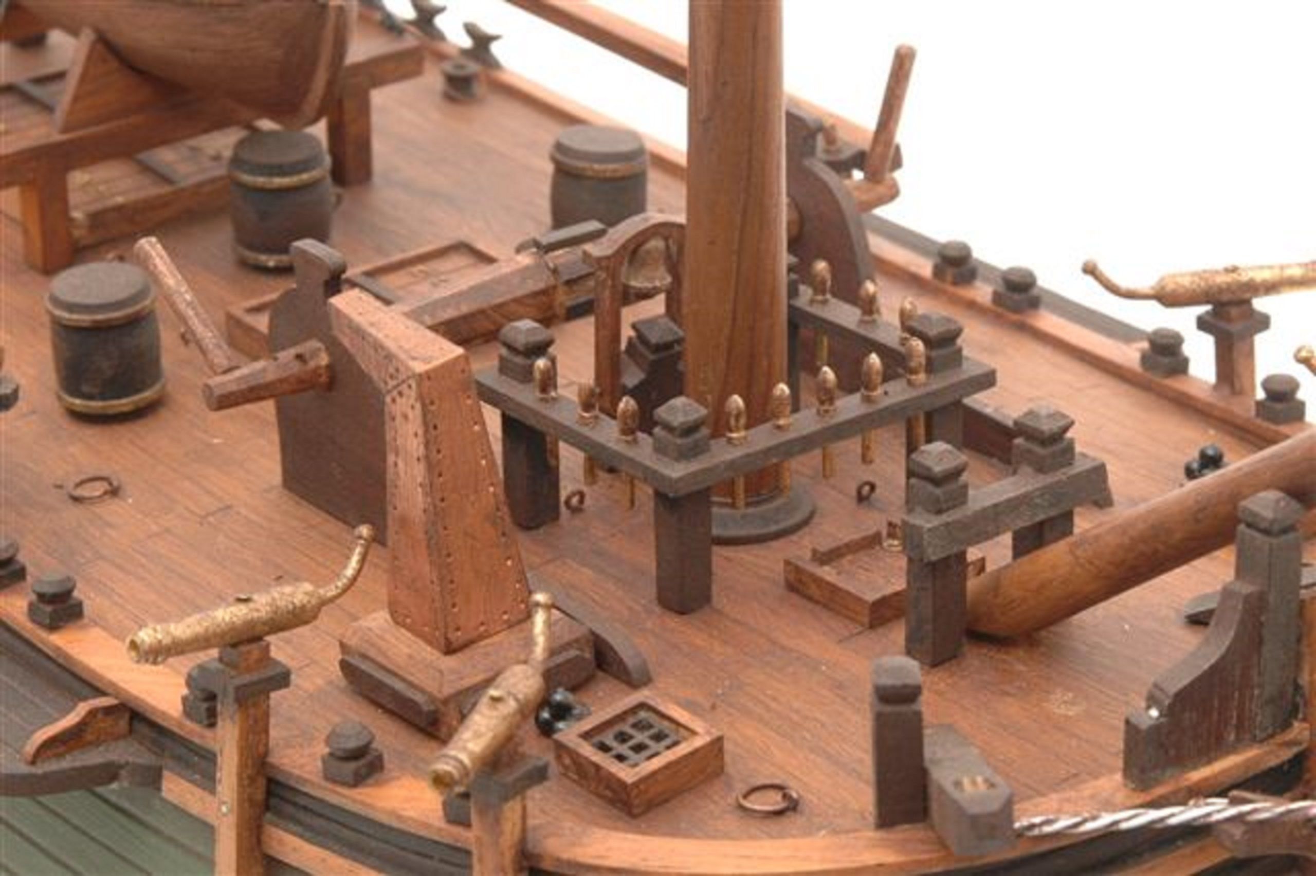 469-7340-HMS-Bounty-Model-Ship-Premier-Range
