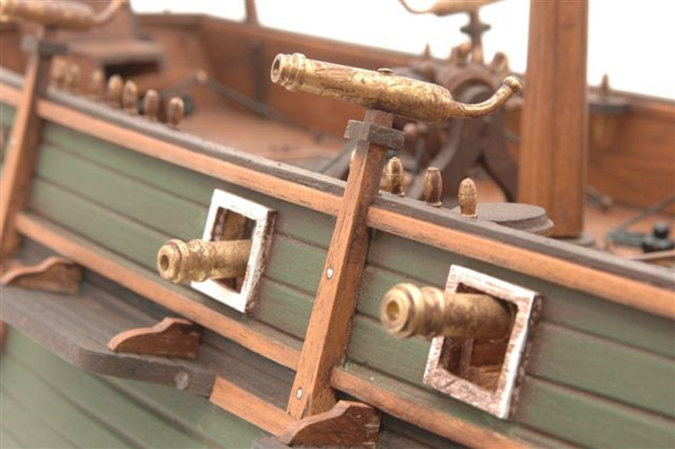 469-7346-HMS-Bounty-Model-Ship-Premier-Range